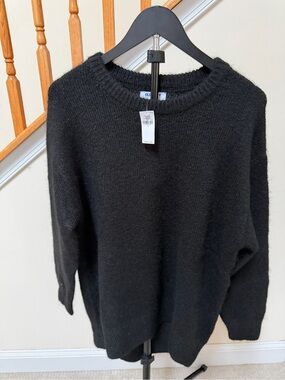 Old Navy Black Crew Neck Sweater
